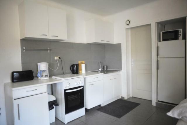 Mas Vincent La Fare-les-Oliviers Exterior foto